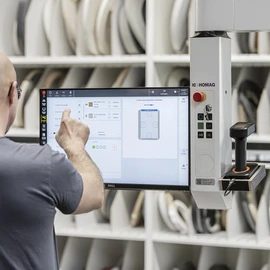 woodCommander6: faster, safer and more flexible Software for quick selection of the processing programs and the edge material