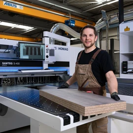 Panel dividing saw SAWTEQ S-400 The ideal cutting solution for growing businesses and for producing small to medium-sized batches