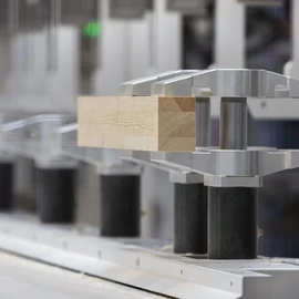 Wood processing Clamping systems for window production